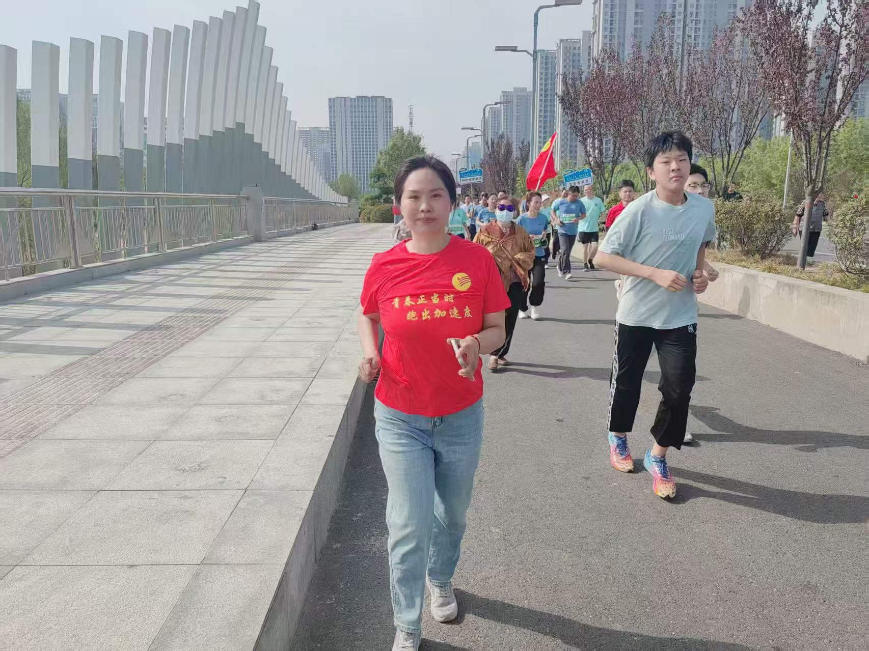 a506f28681f9a2213b0706c7867d355.jpg